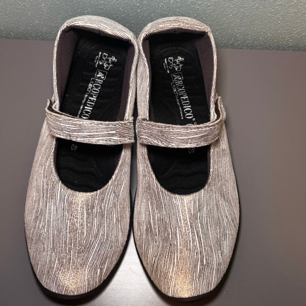 Arcopedico LTech Womens Size 40 US 9.5 Metallic Bronze Mary Jane Comfort Flats - Picture 3 of 8